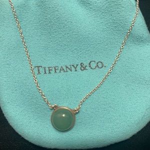 Tiffany’s necklace